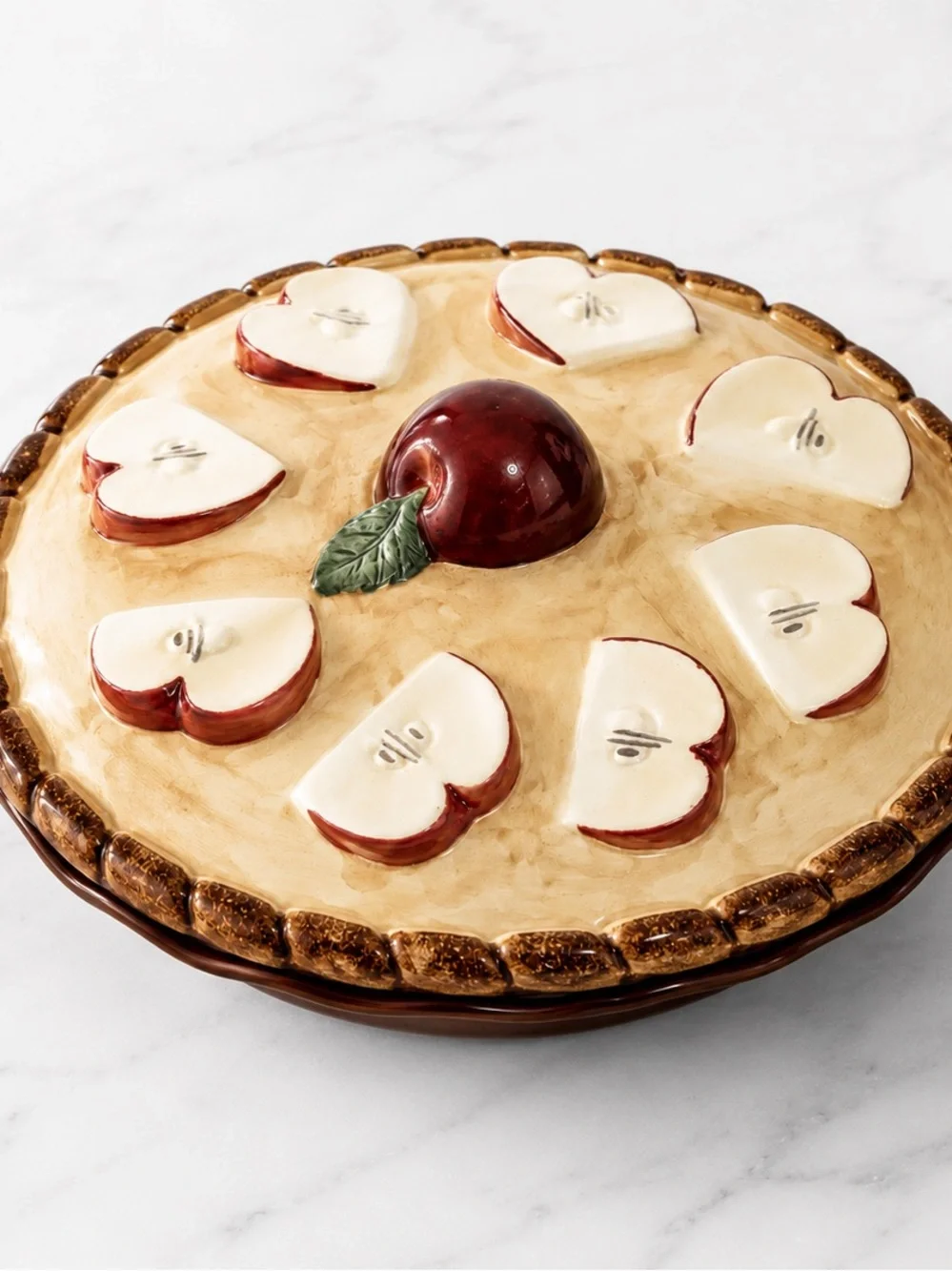 Ceramic Apple Pie Covered Serving Dish - Red/Beige